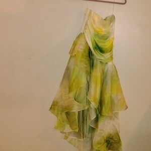 Akira Woman's Elegant Straples Layered Ruffled Dress in Green & Yellow, Size: S
